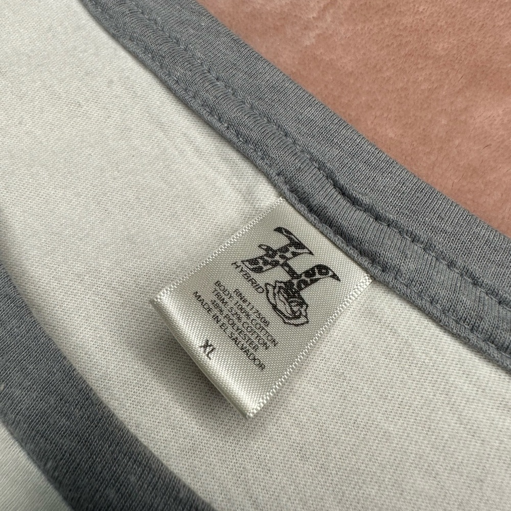 T-shirt - Picture 3 of 4
